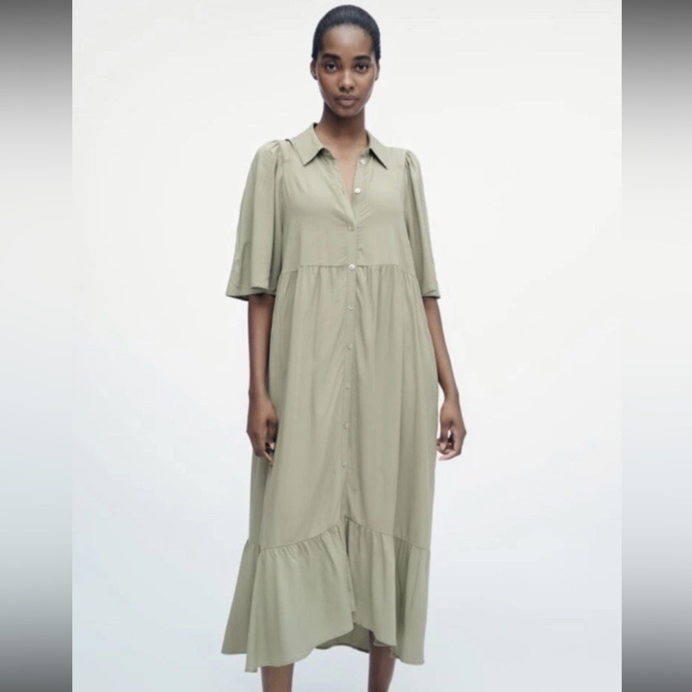 Zara oversized shirt dress in a sage green color size small